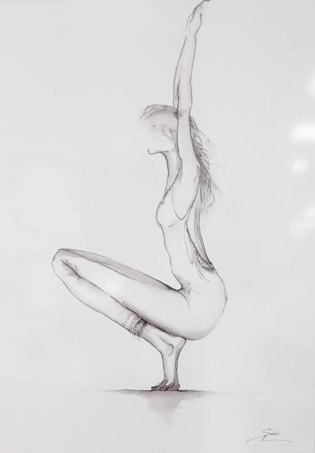 Kinyújtott kezű guggoló női figura grafikán